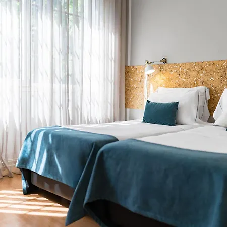 Feel Downtown Luxury Retreat * Oporto